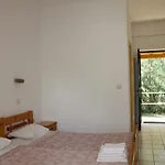 Irini-appartement Kávos
